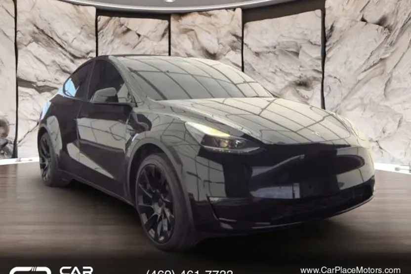 2023 Tesla Model Y Long Range photo 1