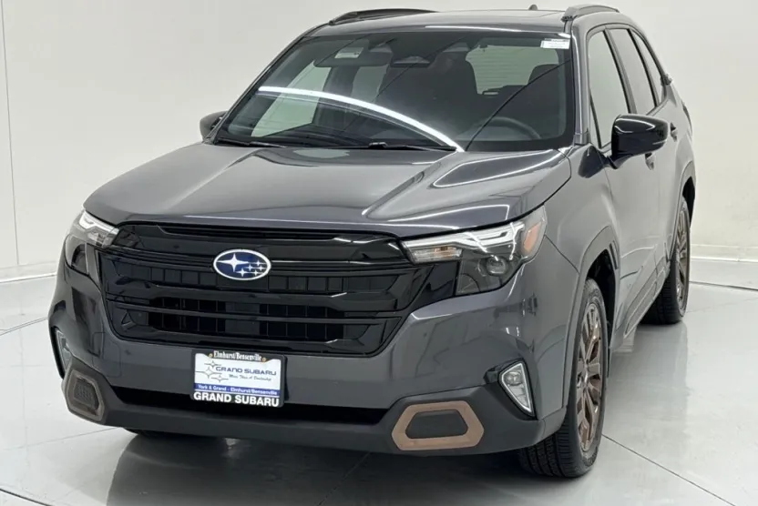 2025 Subaru Forester Sport photo 1