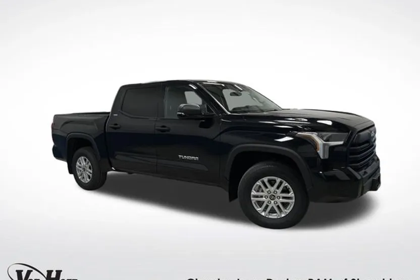 2023 Toyota Tundra SR5 photo 1