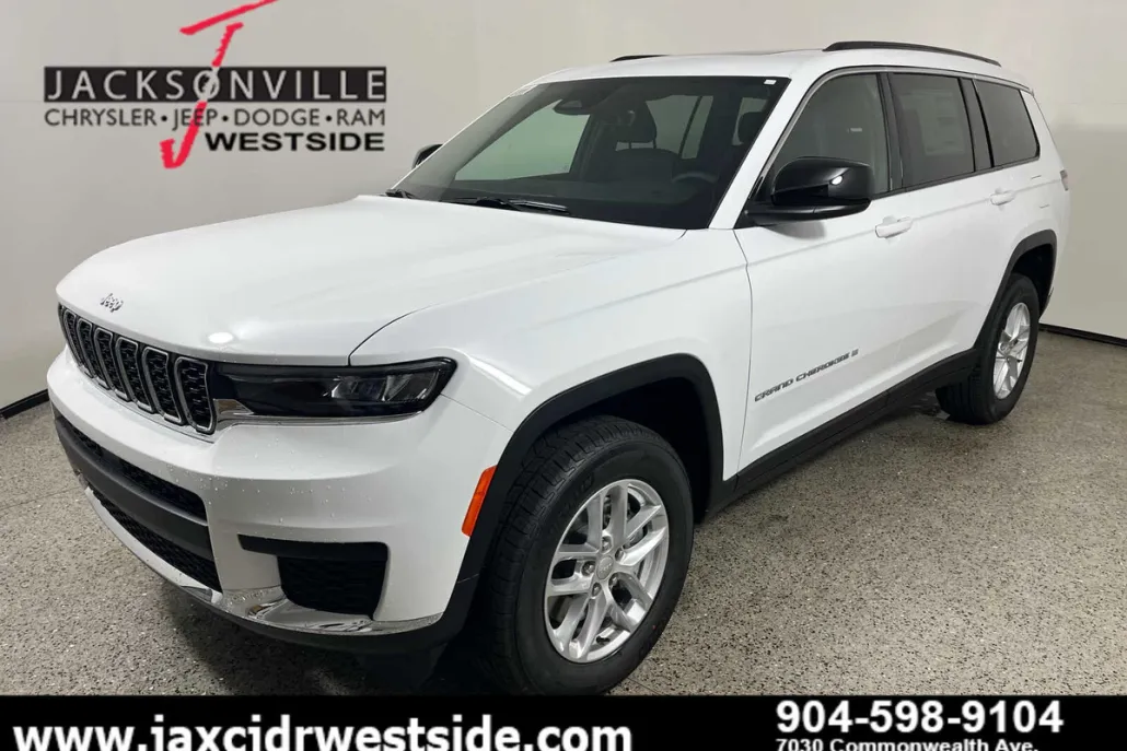 2025 Jeep Grand Cherokee Laredo X photo 1