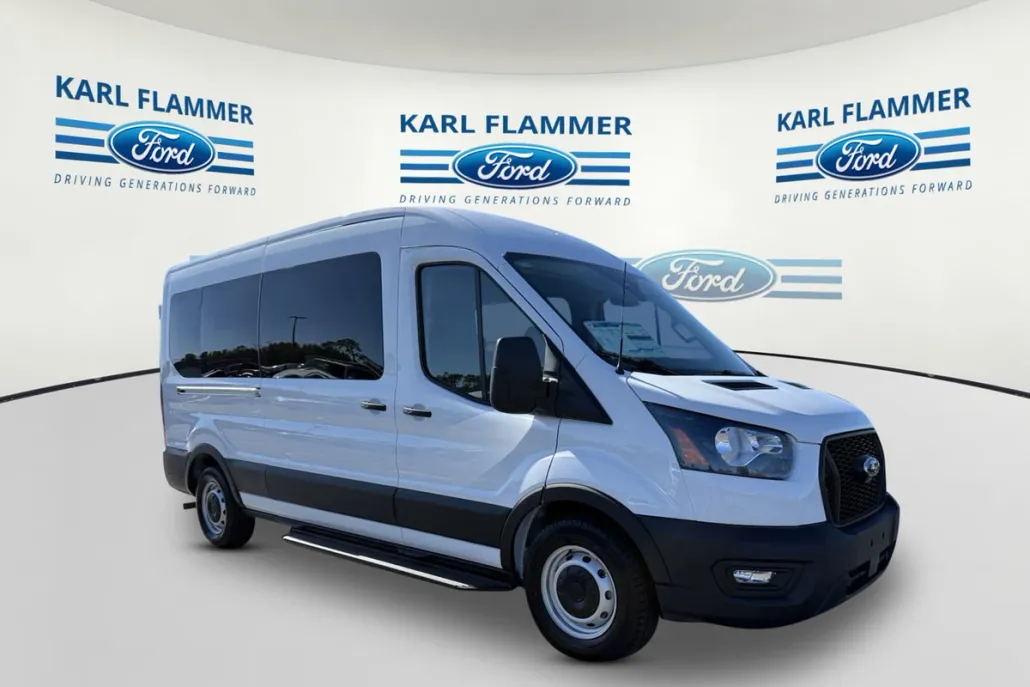 2024 Ford Transit Passenger XL photo 1