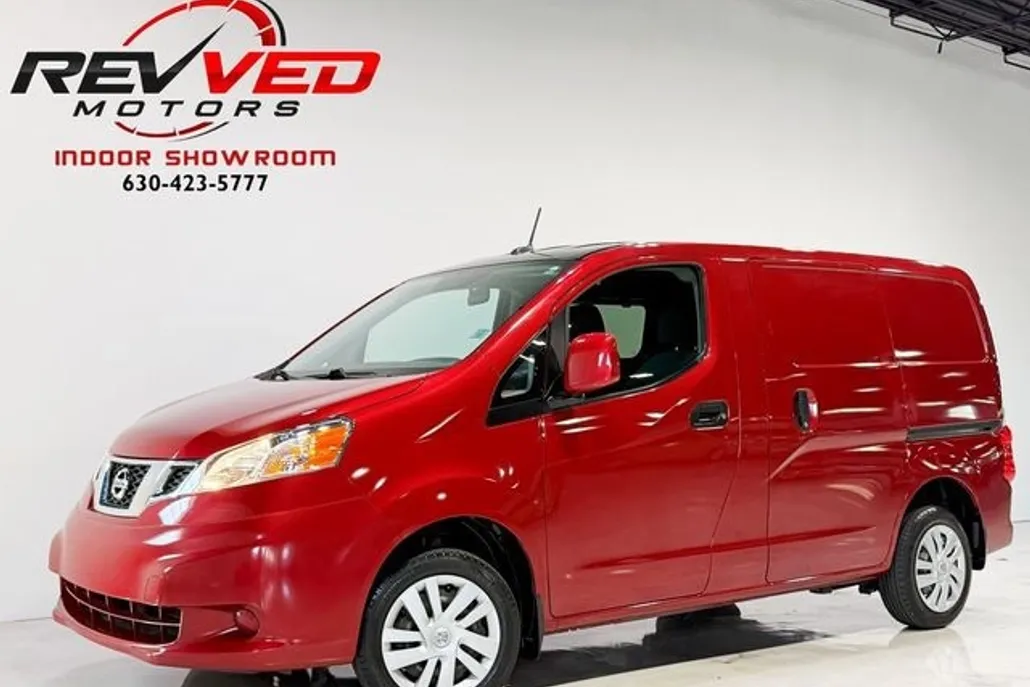 2020 Nissan NV200 SV photo 1