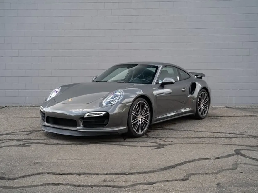 2016 Porsche 911 Turbo photo 1
