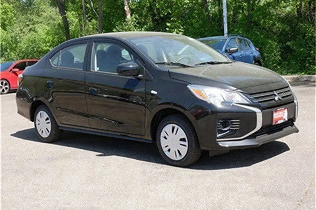 2024 Mitsubishi Mirage G4 ES photo 1