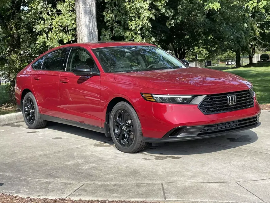 2025 Honda Accord SE photo 1