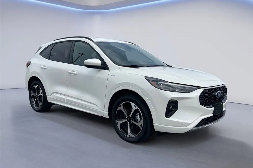 2024 Ford Escape Hybrid ST-Line Elite photo 1