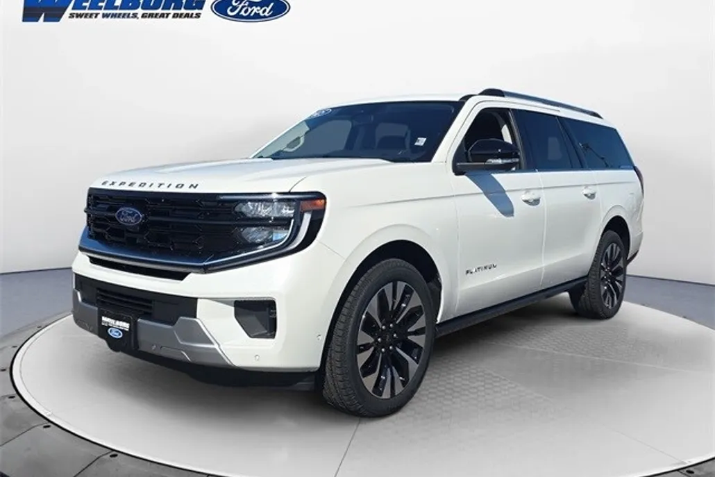 2025 Ford Expedition MAX Platinum photo 1