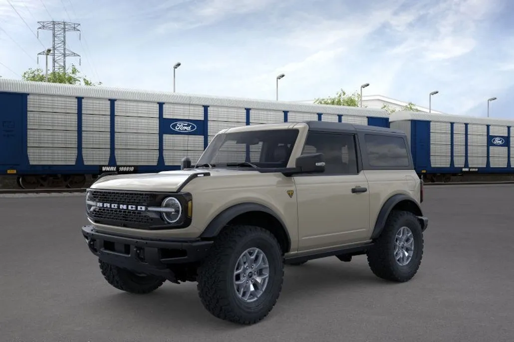 2025 Ford Bronco Badlands photo 1