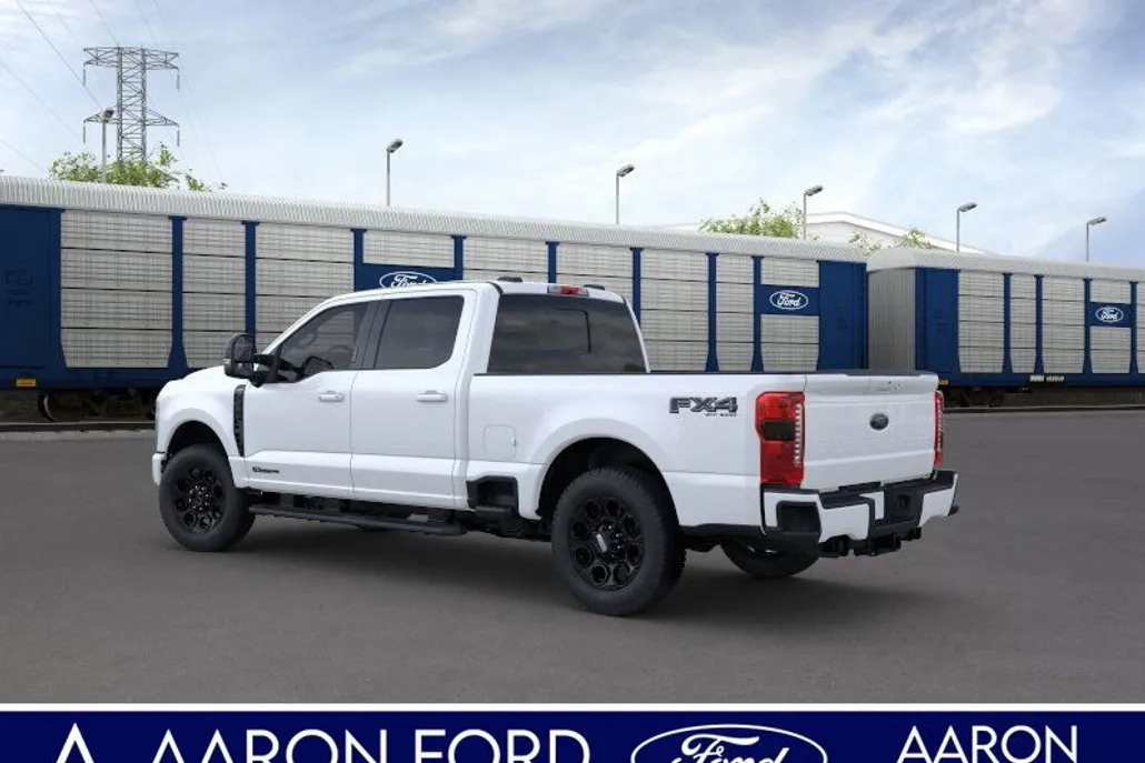 2025 Ford F-250 Lariat photo 1