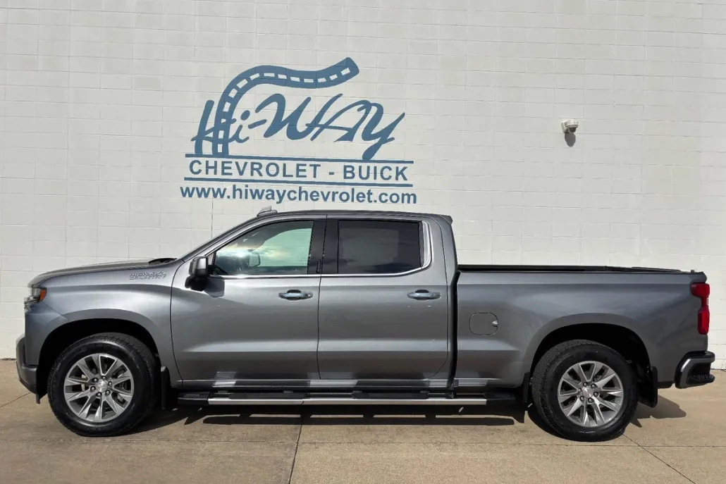 2021 Chevrolet Silverado 1500 High Country photo 1