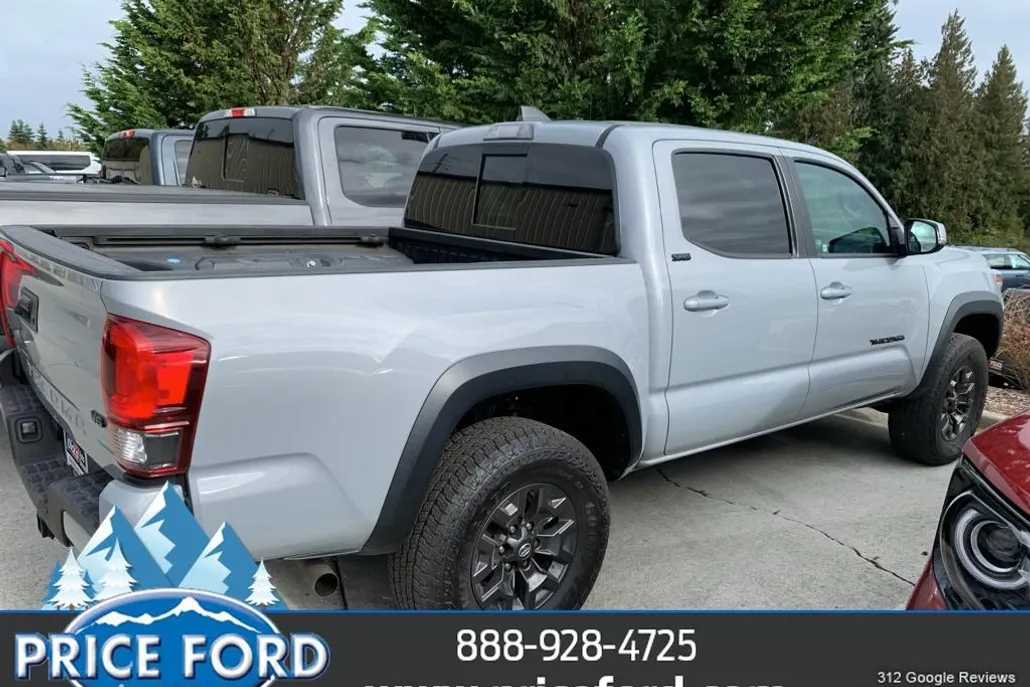 2021 Toyota Tacoma 4x4 SR photo 1