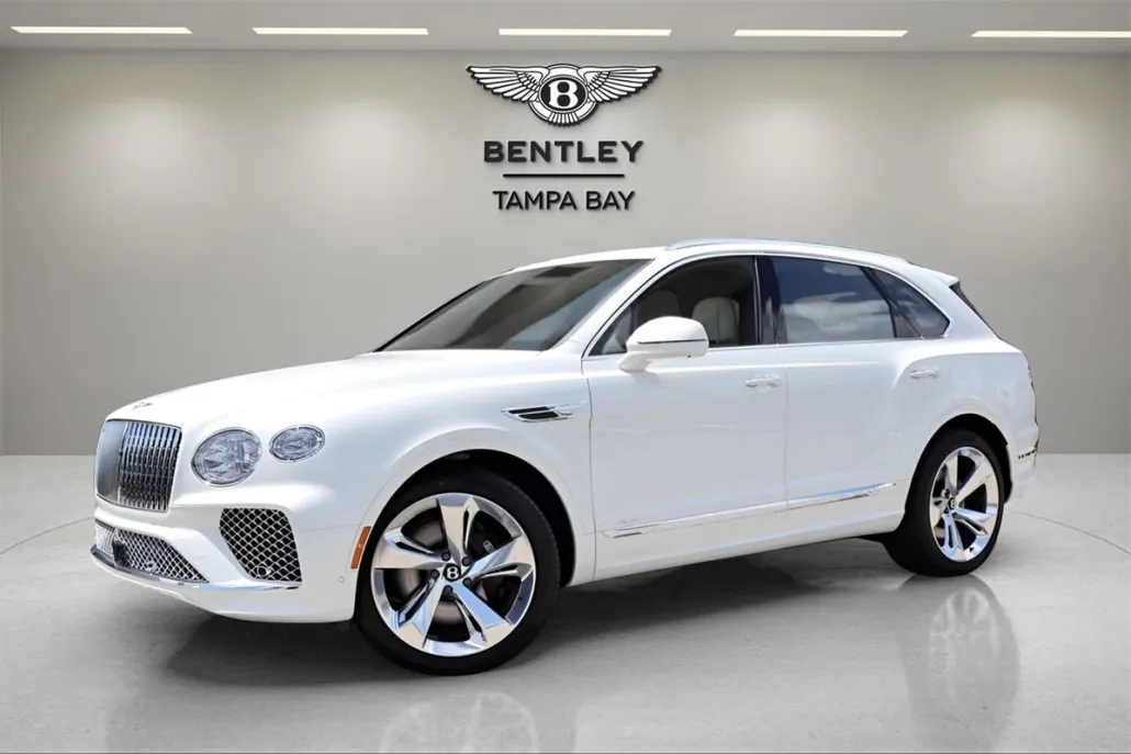 2025 Bentley Bentayga V8 photo 1