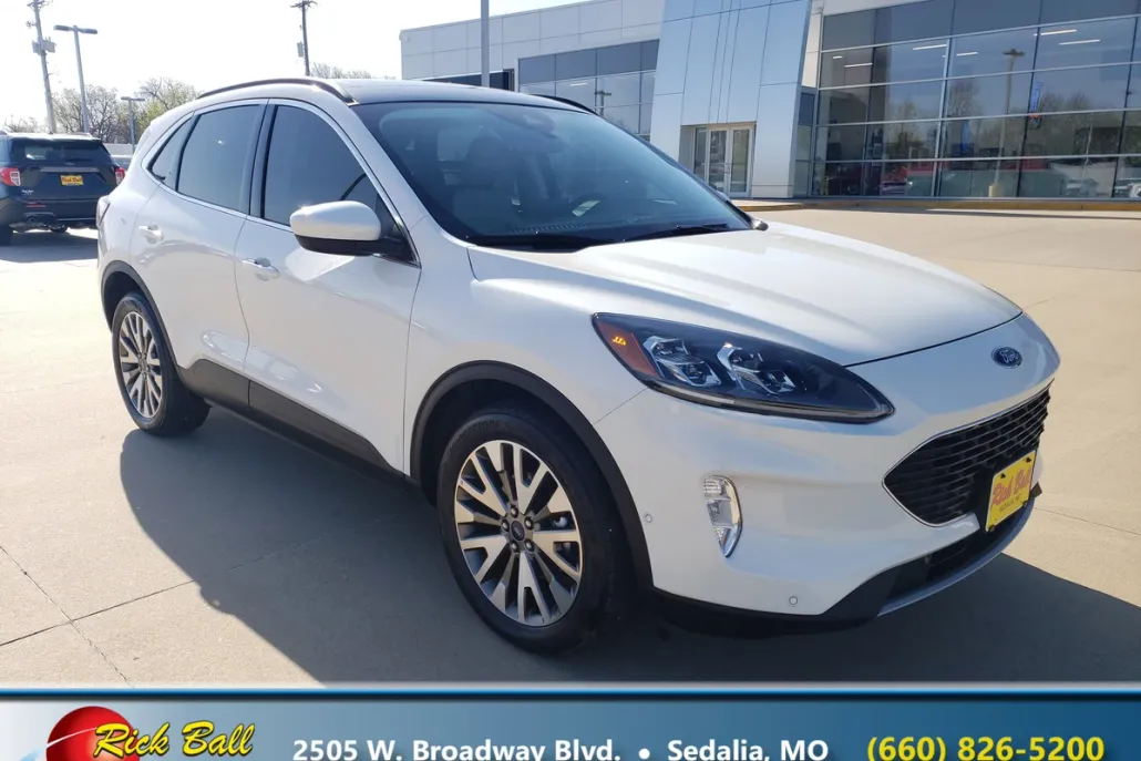 2021 Ford Escape Titanium photo 1