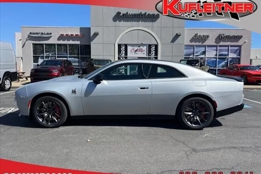 2024 Dodge Charger R/T Scat Pack photo 1