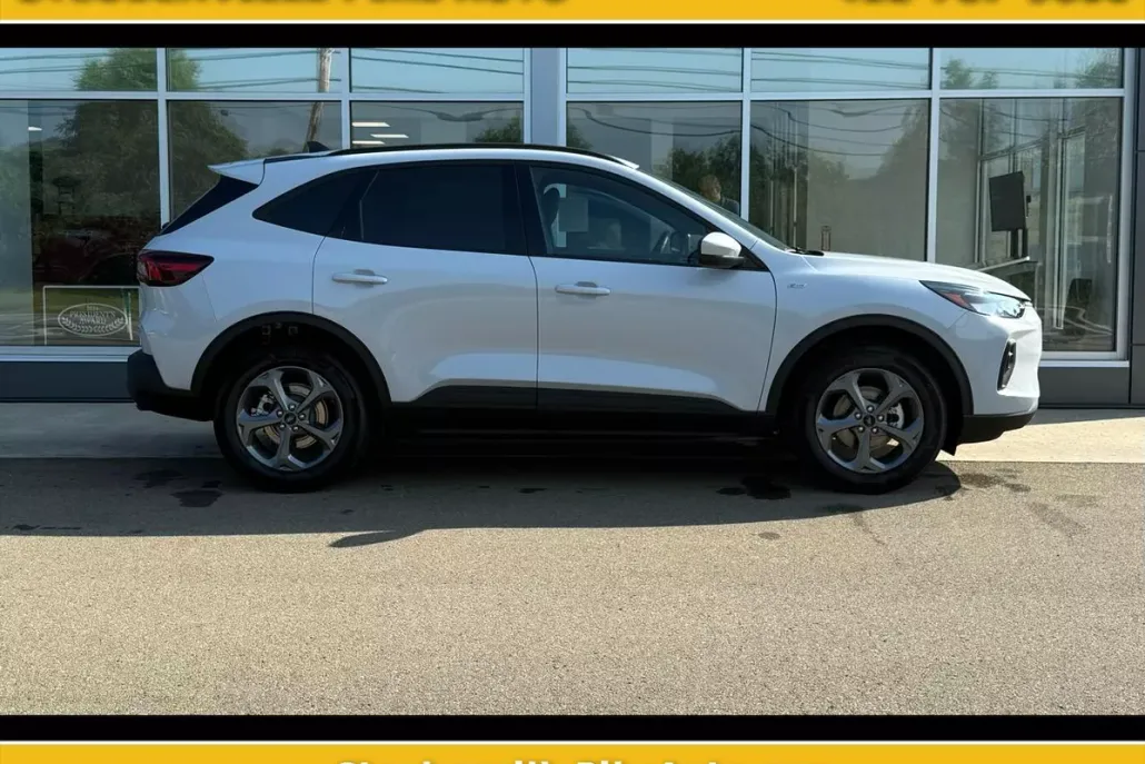 2025 Ford Escape ST-Line Select Hybrid photo 1