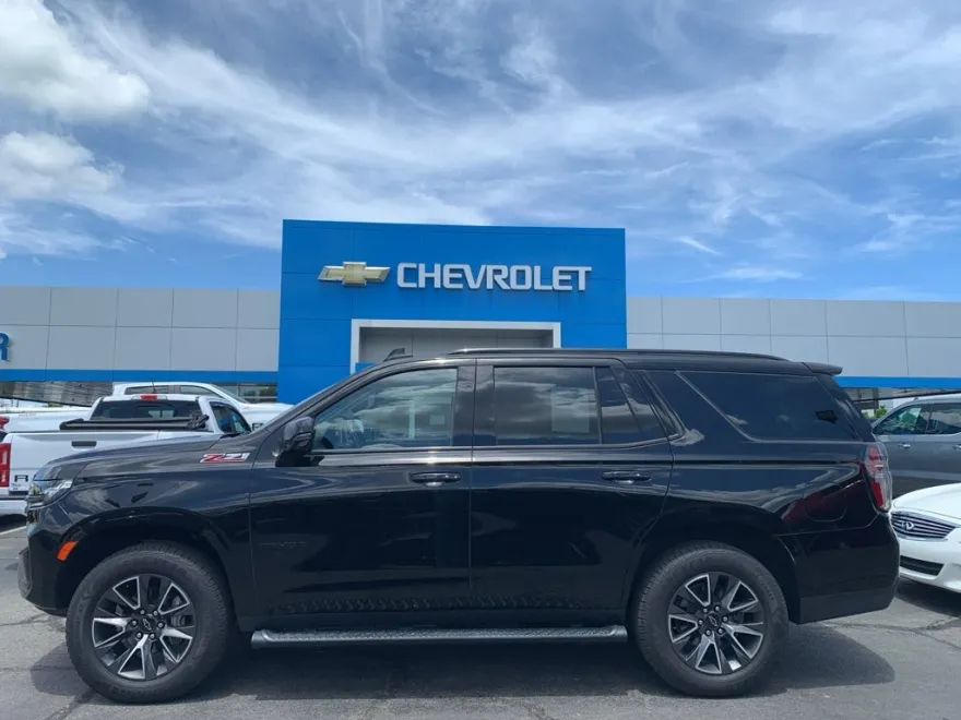 2022 Chevrolet Tahoe Z71 photo 1