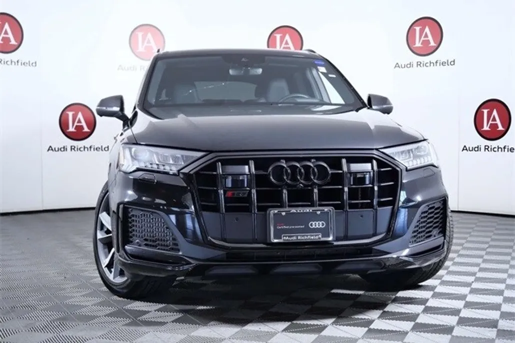 2023 Audi SQ7 Prestige photo 1