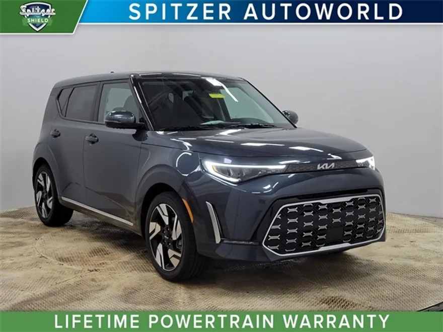 2025 Kia Soul GT-Line photo 1