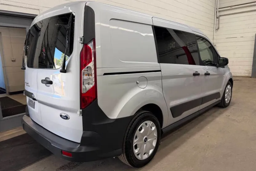 2015 Ford Transit Connect XL photo 1