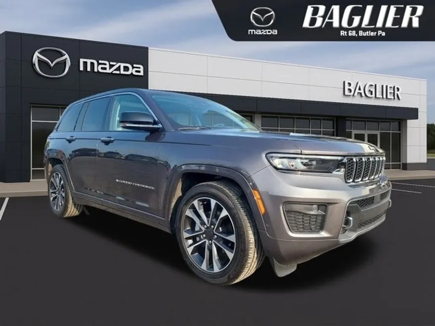 2022 Jeep Grand Cherokee Overland photo 1