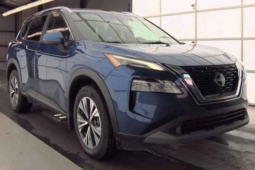2022 Nissan Rogue SV photo 1