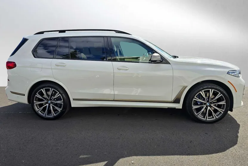 2022 Bmw X7 M50i photo 1