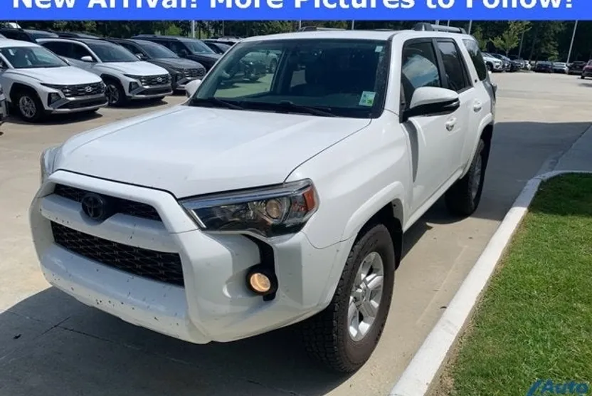 2019 Toyota 4Runner SR5 Premium photo 1