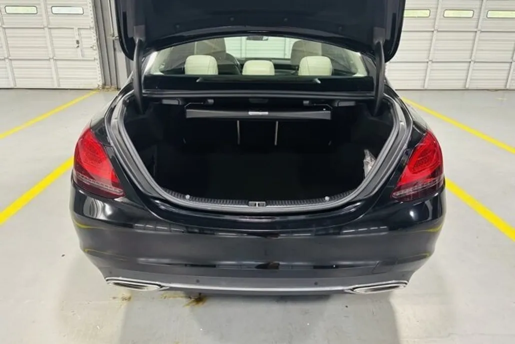 2021 Mercedes Benz C 300 photo 1