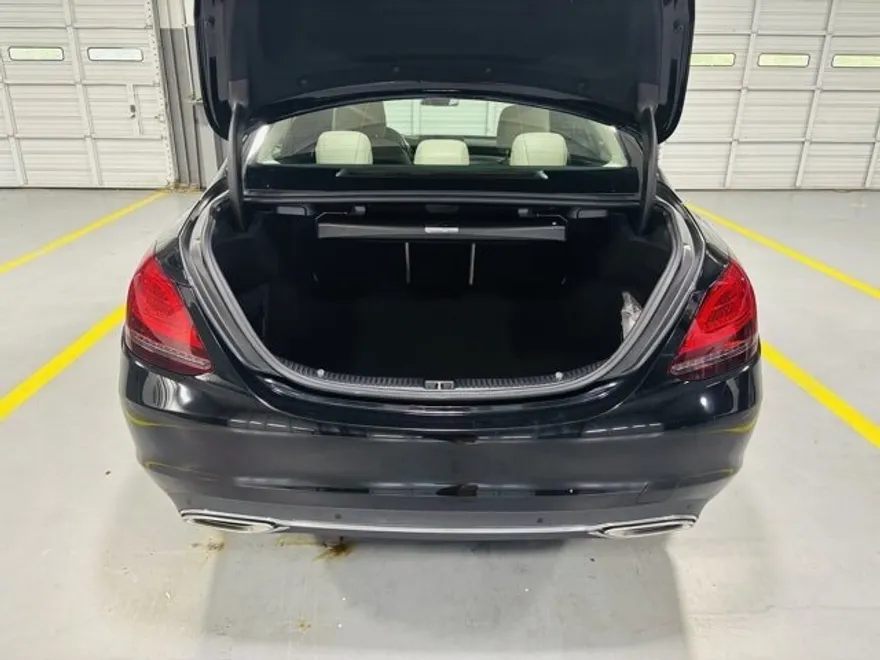 2021 Mercedes Benz C 300 photo 1