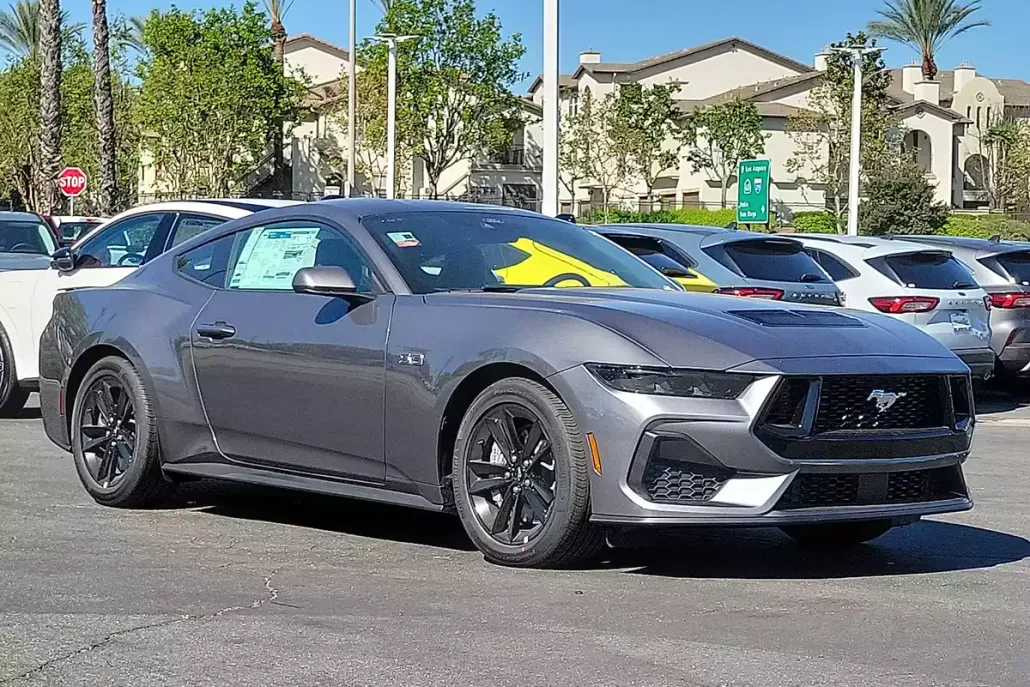 2025 Ford Mustang GT Premium photo 1