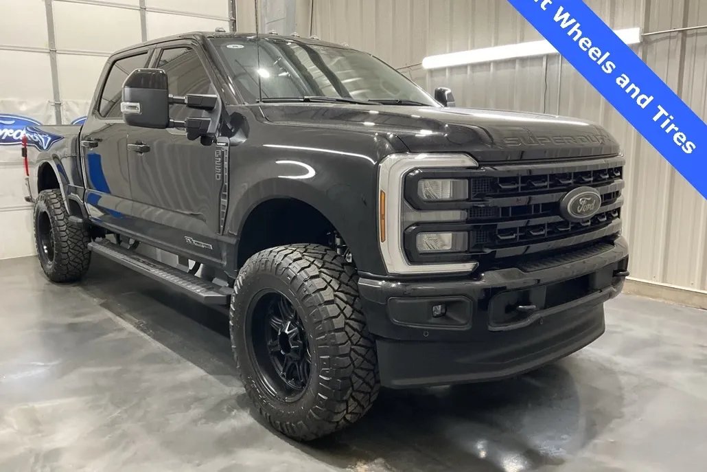 2024 Ford F-250 photo 1