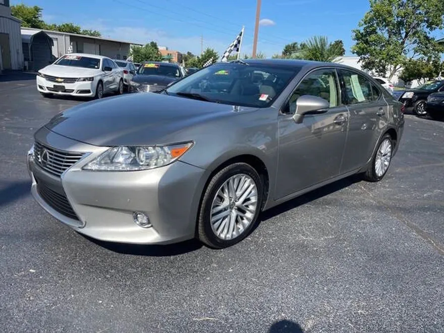 2015 Lexus ES 350 photo 1
