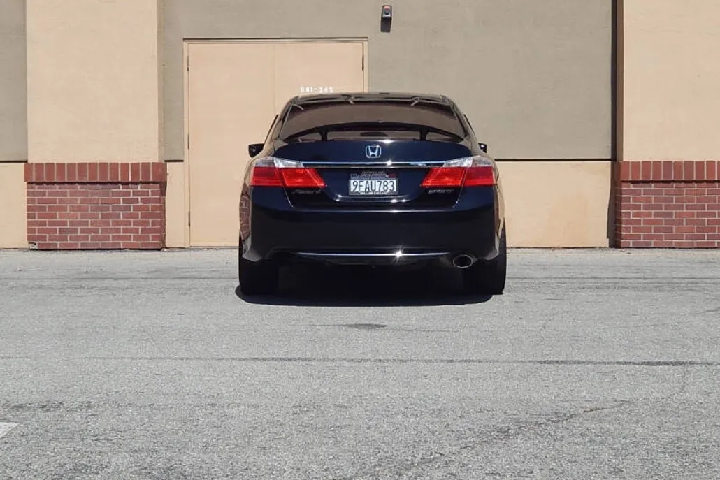 2015 Honda Accord LX photo 1