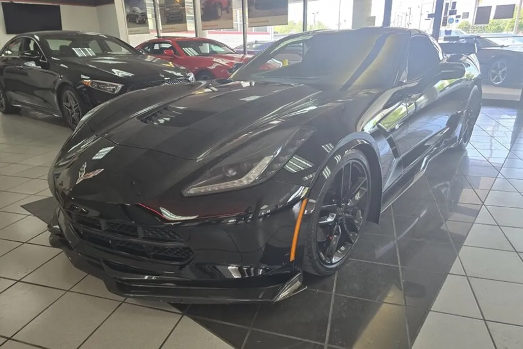 2017 Chevrolet Corvette Stingray 1LT Z51 photo 1