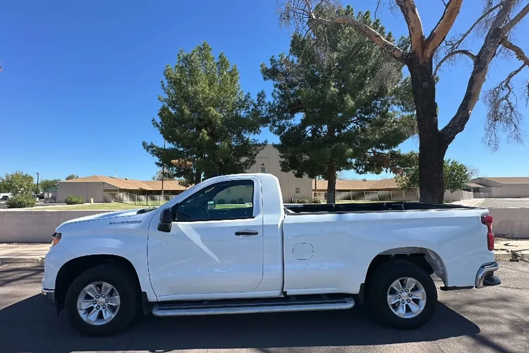 2024 Chevrolet Silverado 1500 Work Truck photo 1