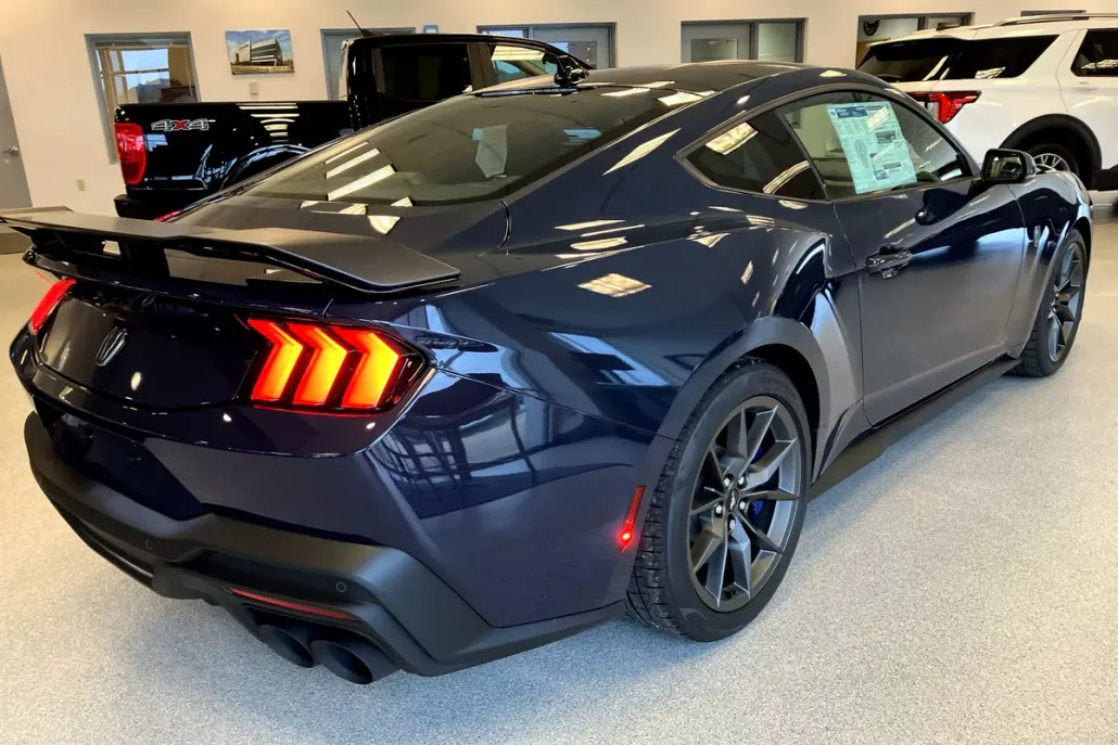 2025 Ford Mustang Dark Horse Premium photo 1
