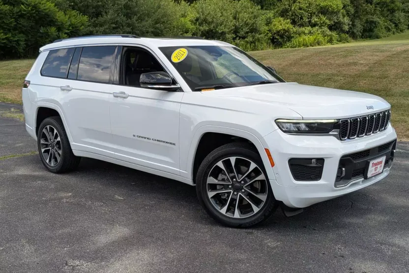 2021 Jeep Grand Cherokee Overland photo 1