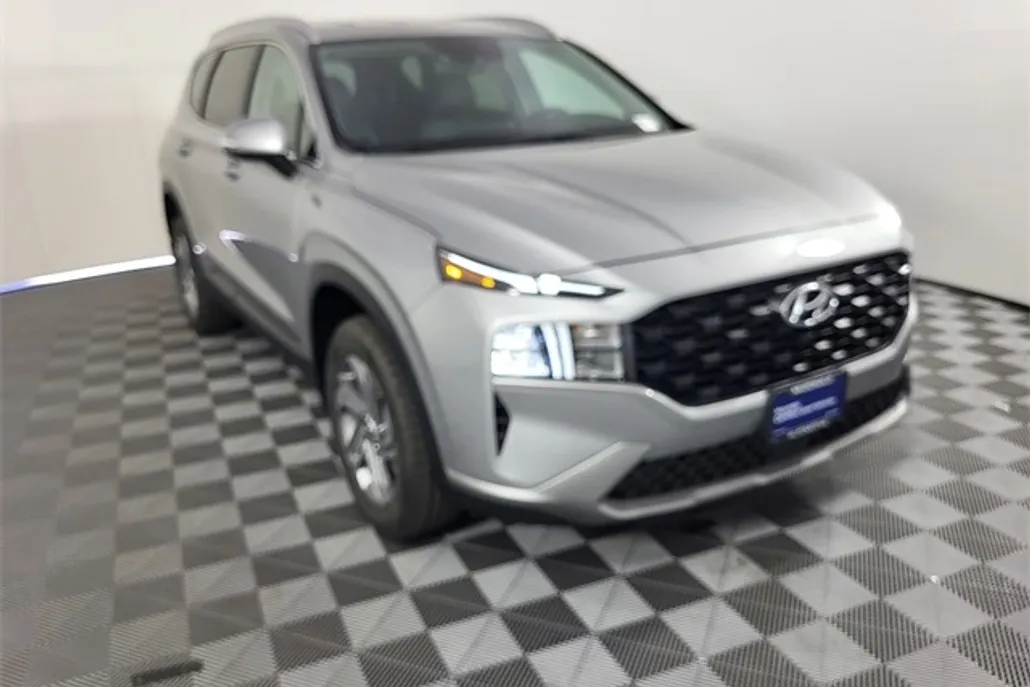 2023 Hyundai Santa Fe SEL photo 1