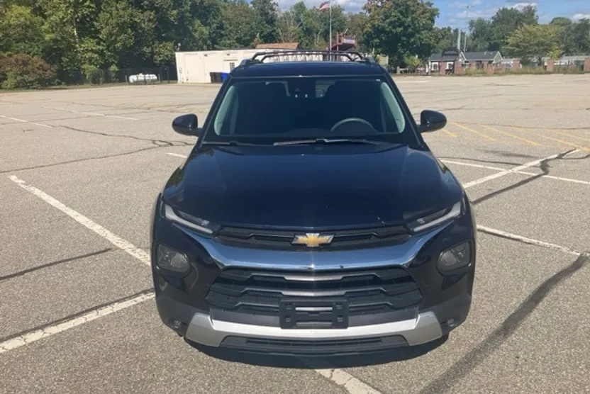 2021 Chevrolet Trailblazer LT photo 1