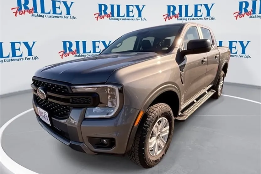 2025 Ford Ranger XL photo 1