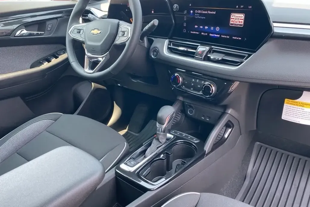 2026 Chevrolet Trailblazer LT photo 1