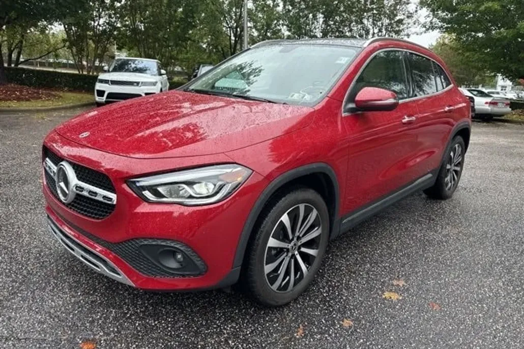 2022 Mercedes Benz GLA 250 4MATIC photo 1