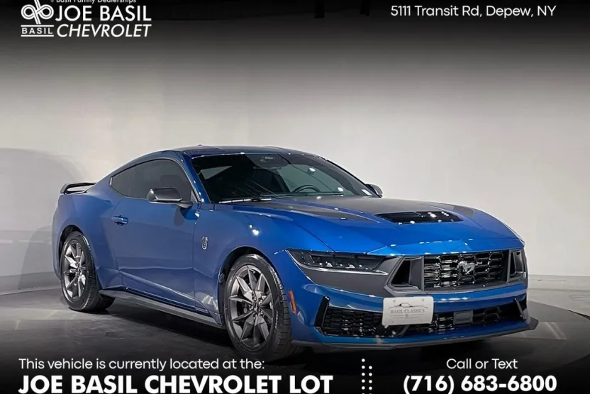 2024 Ford Mustang Dark Horse photo 1