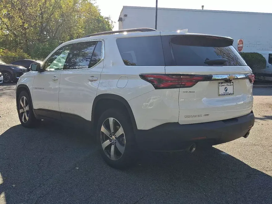 2023 Chevrolet Traverse Leather photo 1