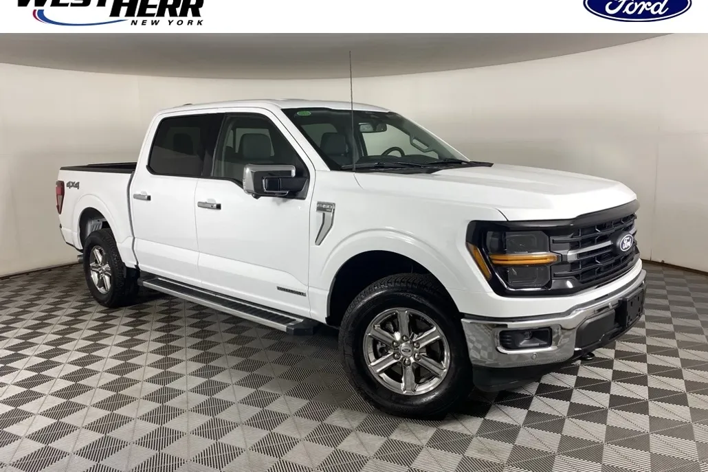 2025 Ford F-150 XLT photo 1