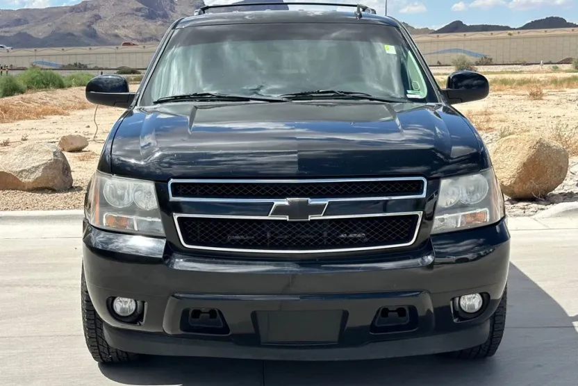 2012 Chevrolet Tahoe LT photo 1