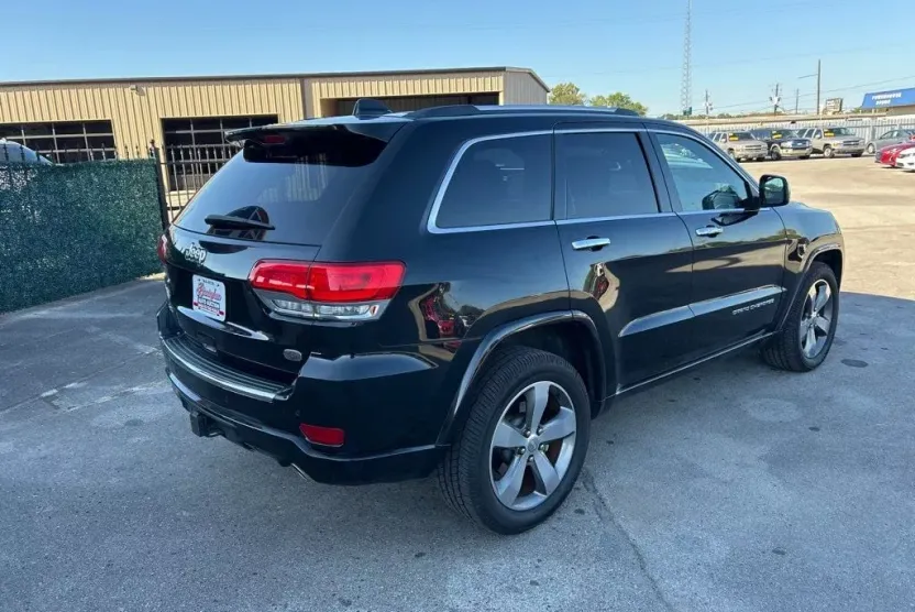 2015 Jeep Grand Cherokee Overland photo 1