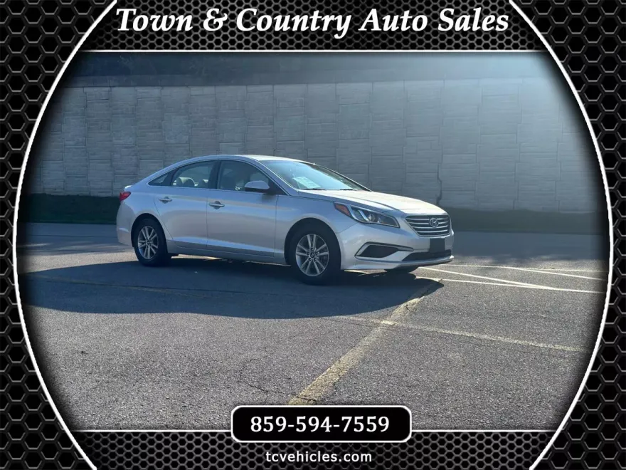 2017 Hyundai Sonata SE photo 1