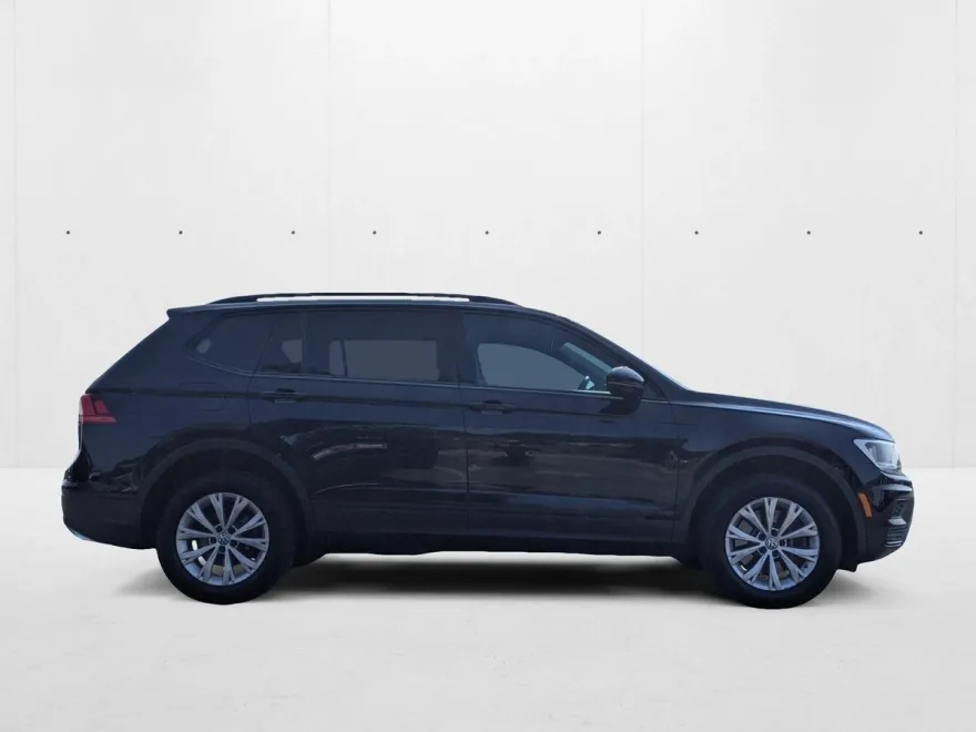 2020 Volkswagen Tiguan S photo 1
