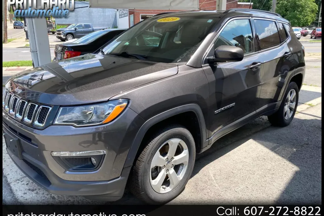 2019 Jeep Compass Latitude photo 1